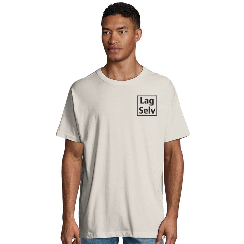 Design din egen oversized t-skjorte for menn | Økologisk bomull med personlig broderi